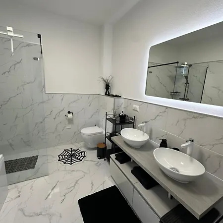White Luxury *